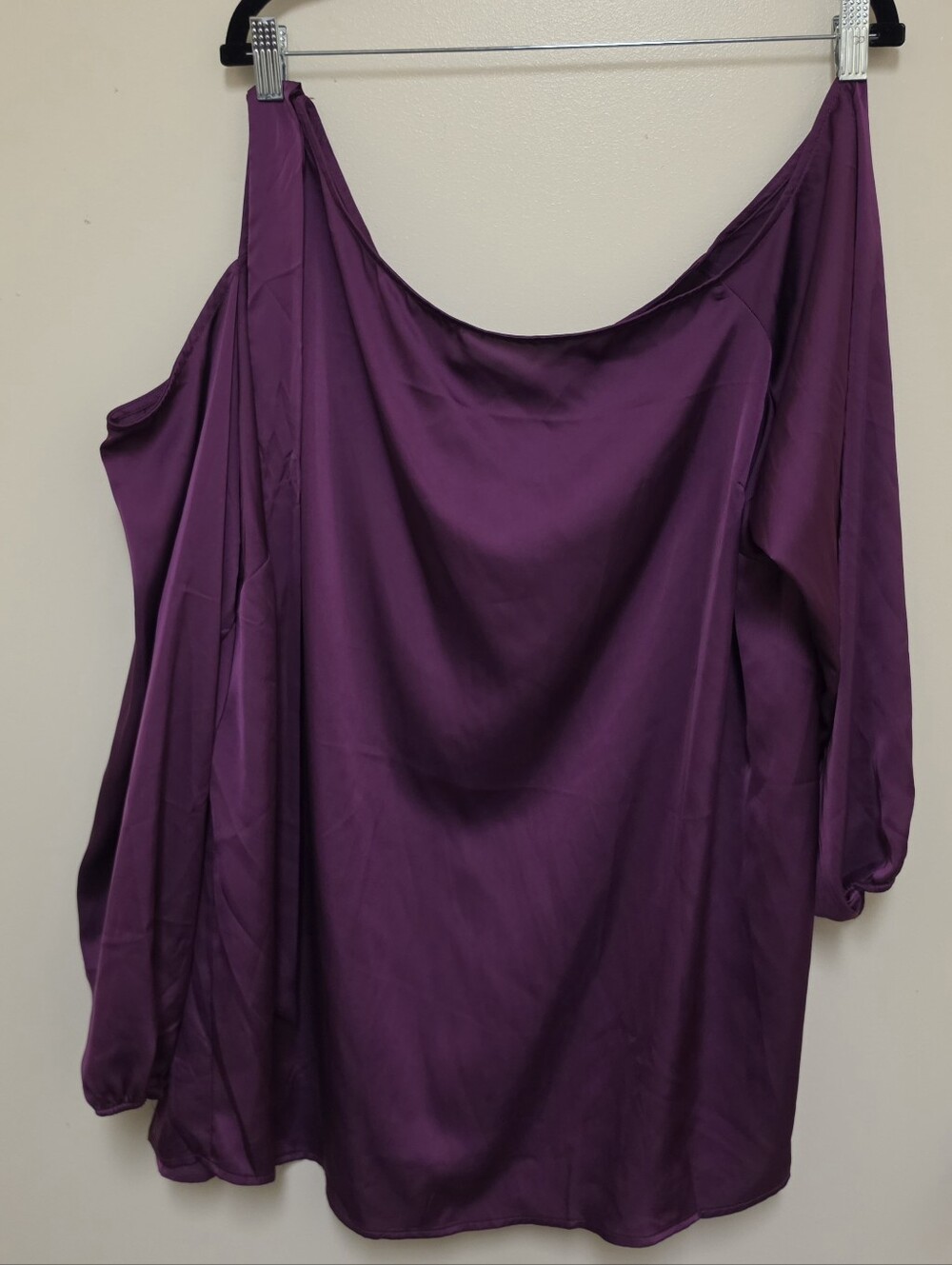 Torrid Satin Tie Front Off Shoulder Long Sleeve Blouse Size 2x Color Purple NWT